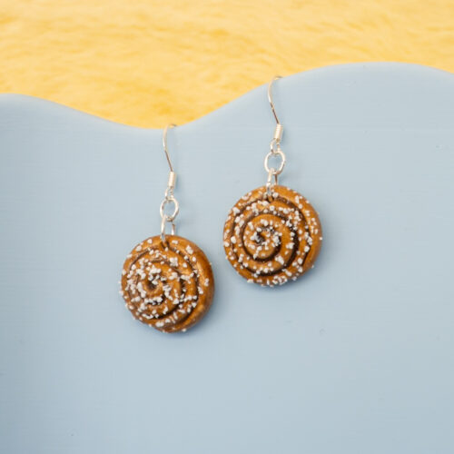 Kanelbulle örhängen